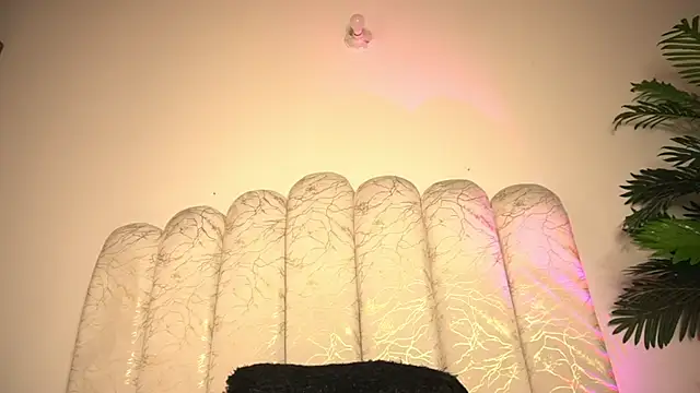 pocahotass_11 webcam