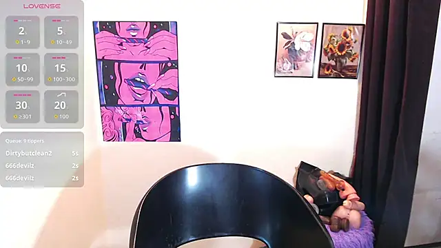 NicoleAsianHot1111 webcam