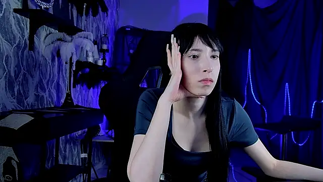 SeraphineSparda webcam