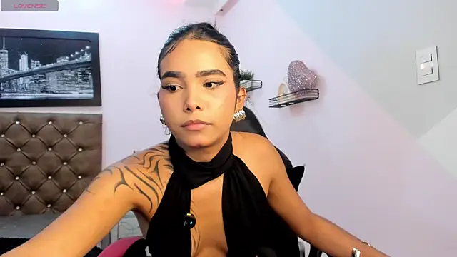 emma_hamilton_ webcam