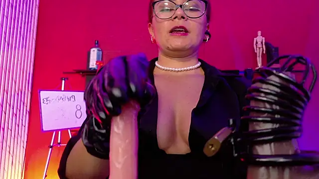 MistressSlut1 webcam