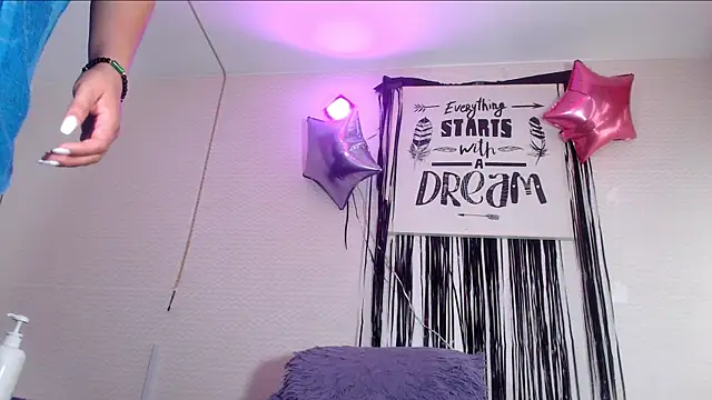 Lina23_ webcam