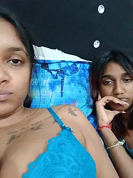 Indianqueen03 webcam