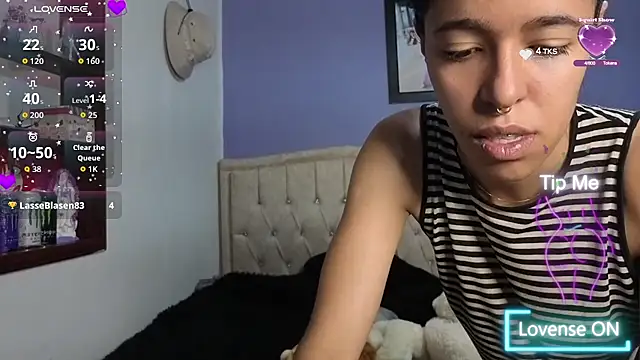 stephania_t webcam