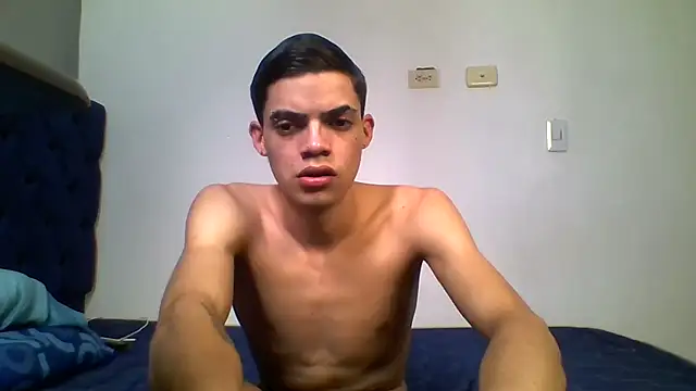 Latinos_2001 webcam