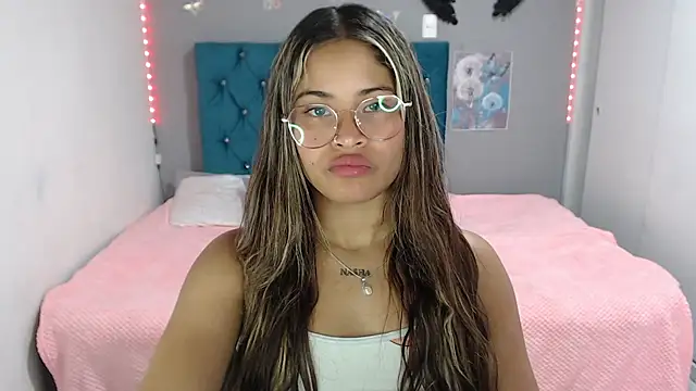 mia_sexgirl webcam
