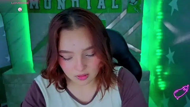 mia_foster_t webcam