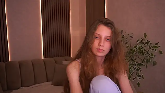 CuteeFoxy webcam