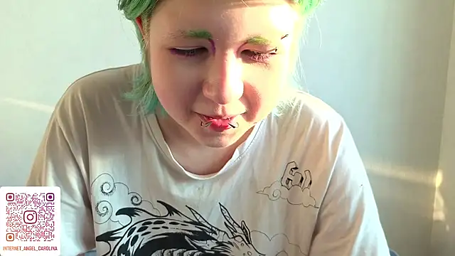 LittleKittenStar webcam