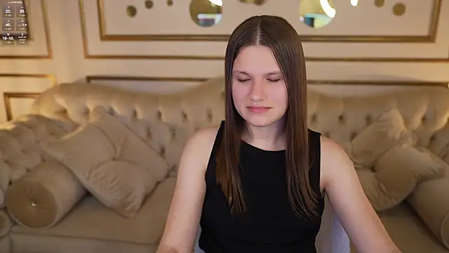 Monika_kiss054 webcam