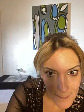 GeraldineDeluca webcam