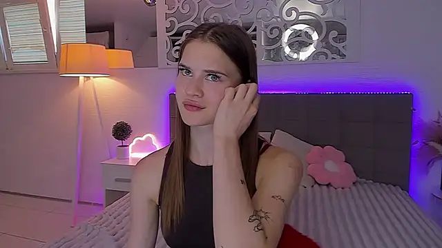 LuisaClover webcam