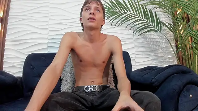 Pavo_tv