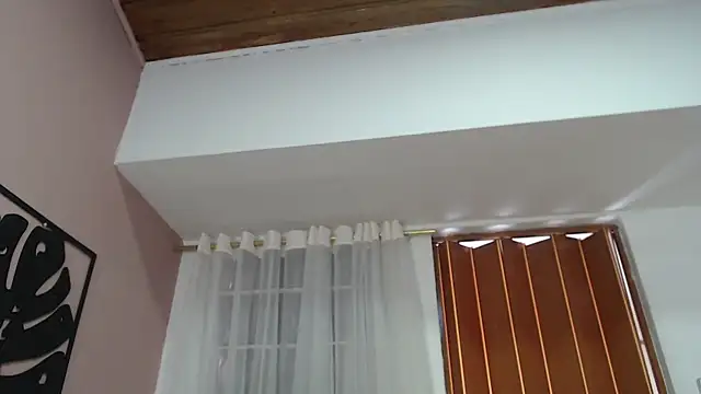 amara_rousse1 webcam
