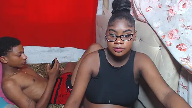 EvaxEmma live cam on StripChat