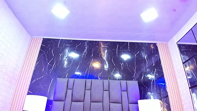 BustyGlow webcam