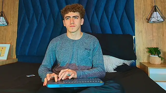 Tyler_Mcrey webcam