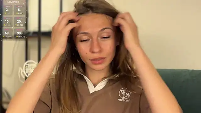 LovelyKatea webcam