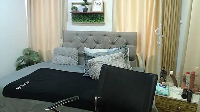sasi_luna webcam