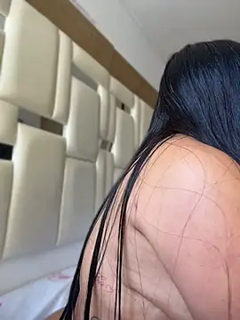emily-Hornyy webcam