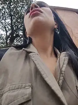 Astrid-- webcam