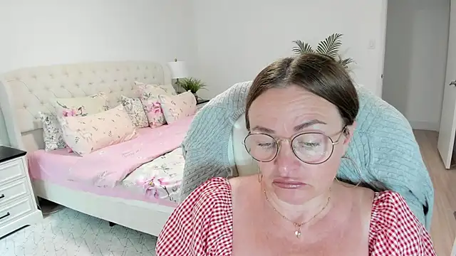 Vika73 webcam