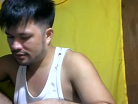 HairyHottestpinoyHandsome webcam