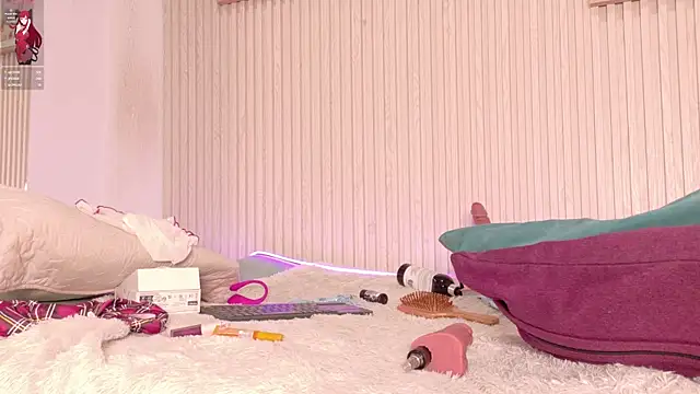 MiaJanss webcam