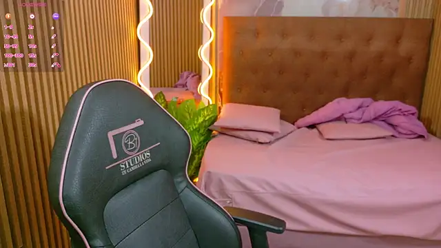 Krysstal_tay1 webcam