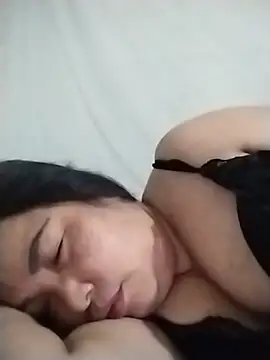 Naaya8109 webcam