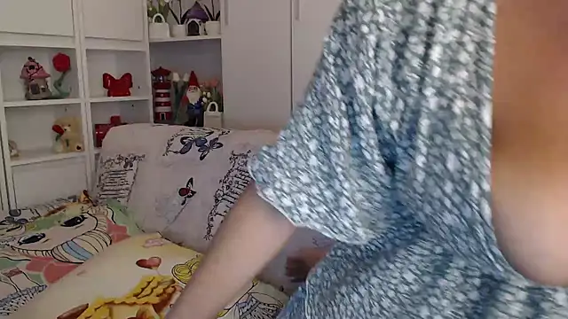 _karolynesyera_ webcam