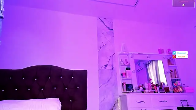 alysson_18 webcam
