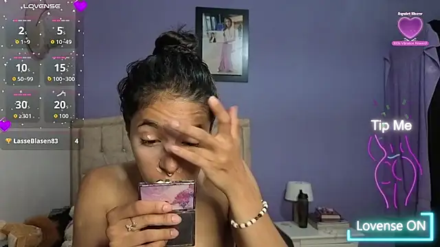 stephania_t webcam