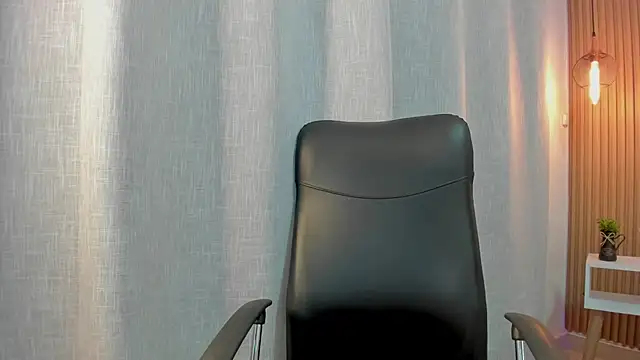 Victoria_Rosee webcam