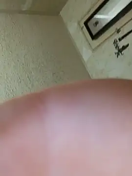 Clarkodile95 webcam