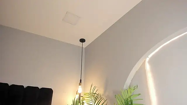 Juli_Casanova webcam