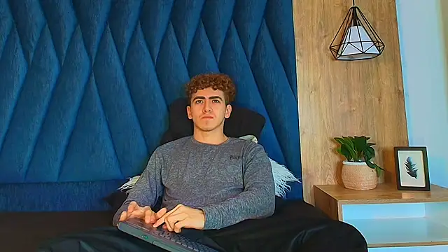 Tyler_Mcrey webcam