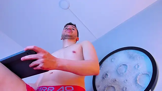 mike_257 webcam