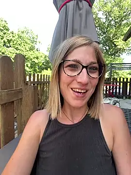 blondie-27 webcam