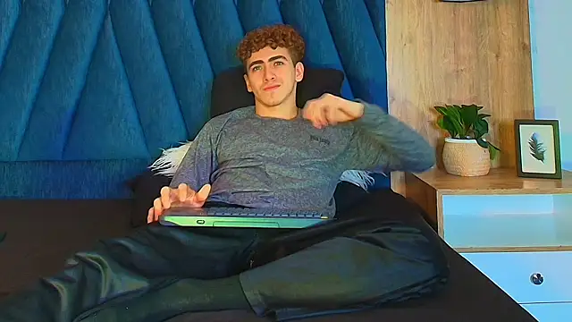 Tyler_Mcrey webcam