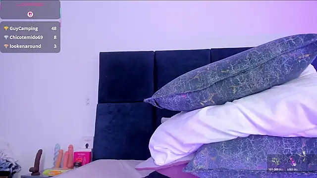 april_jones05