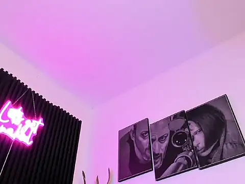 SadieManson_ webcam