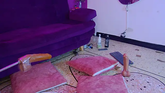 Daliana_Gounbolt webcam