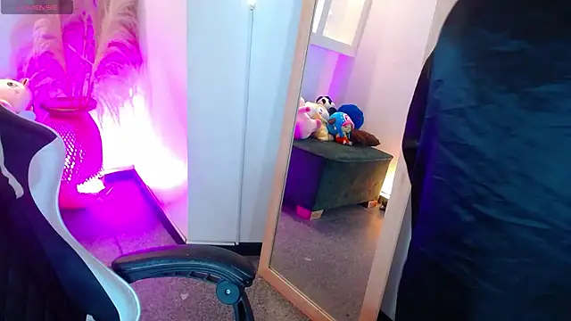 melodyy_as webcam