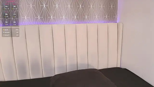 Tori_Gaviria webcam