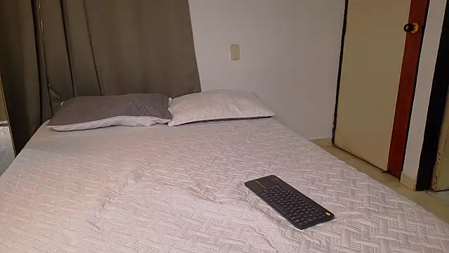Alanna_L webcam