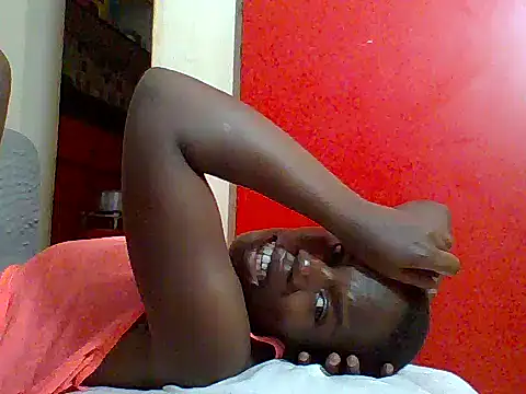 Blacksexyqueen24 webcam