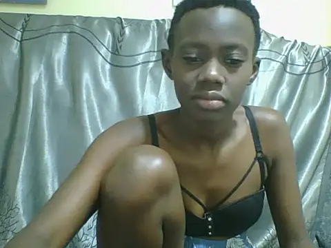 Tish_Leylah webcam