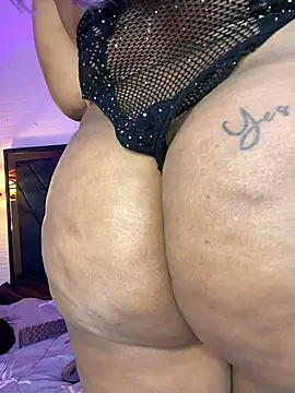 Ayla_Noir webcam