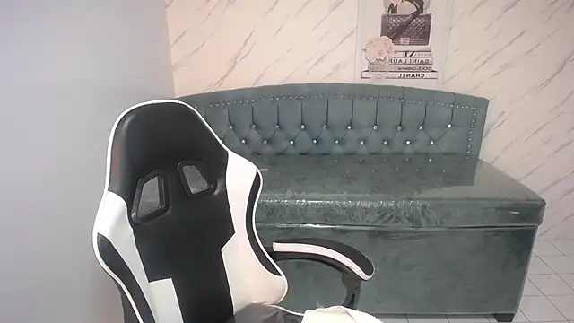 carla_ta live cam on StripChat